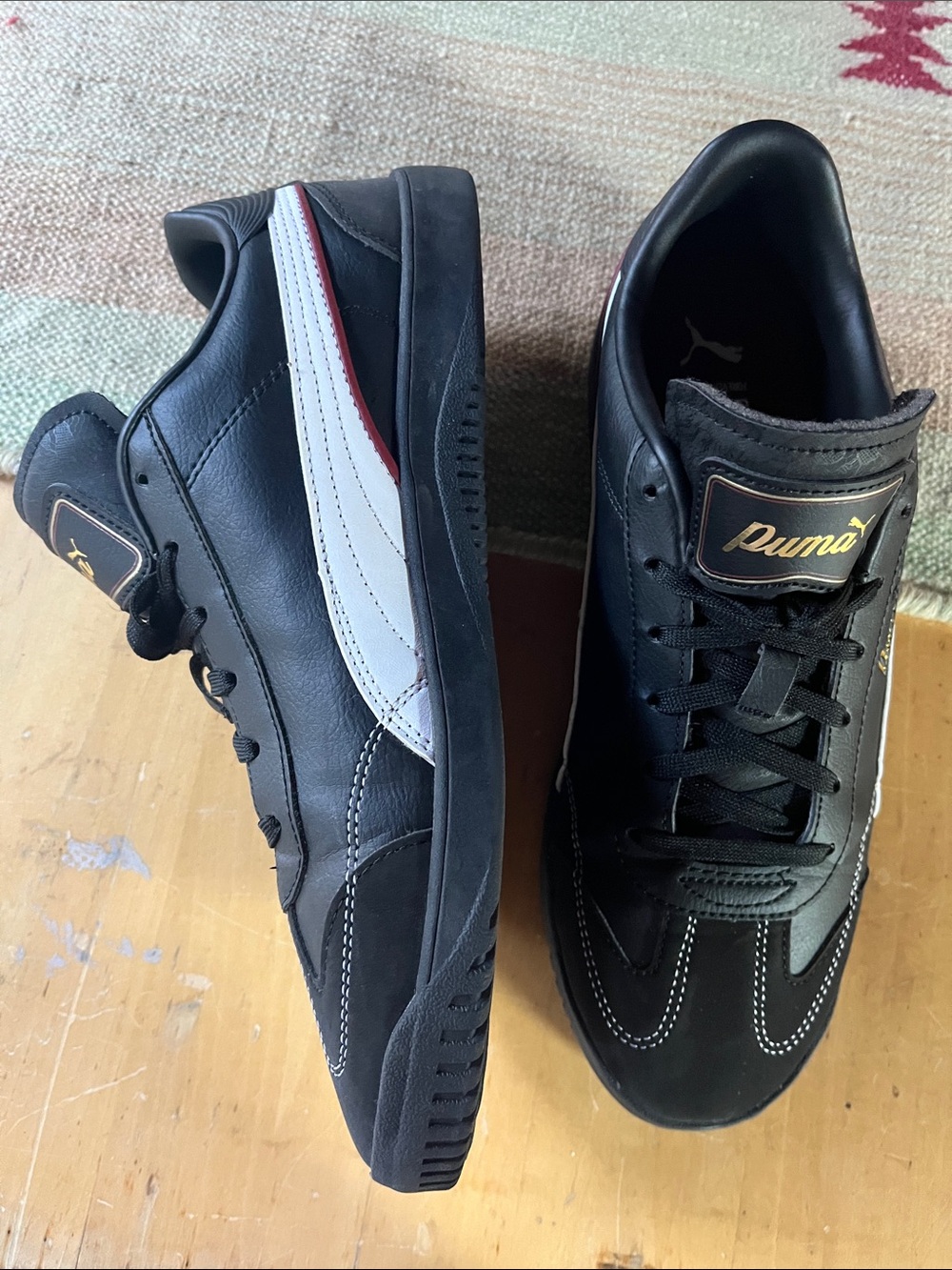 PUMA Women’s 11 Classic Black and Gold 🖤